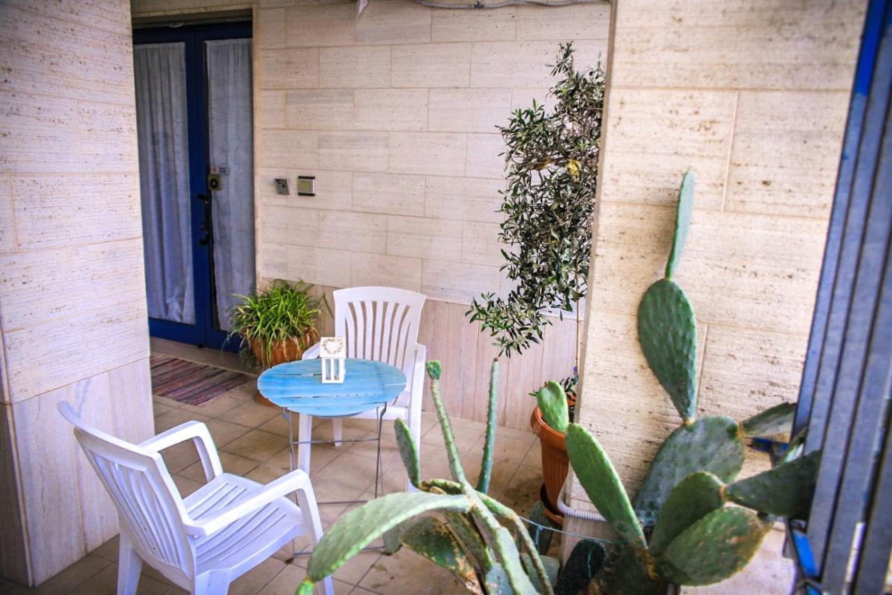 Bed and Breakfast La Rosa Di Rebecca Monopoli Exterior foto